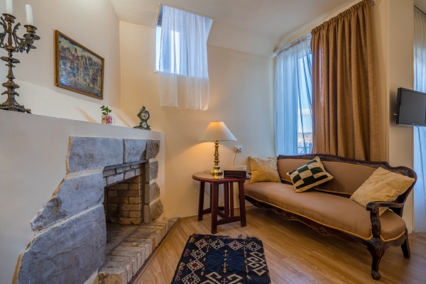 ILIANI HOTEL